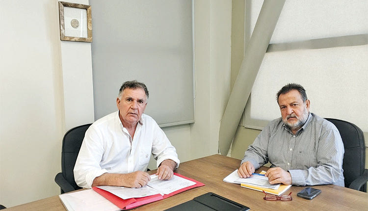 Από τη συνάντηση του νέου δημάρχου με τη διοίκηση του συλλόγου “Ελπίδα”