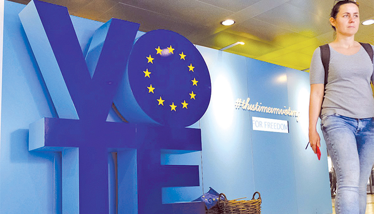 Στόχο τη δεύτερη θέση στις Ευρωεκλογές βάζει τώρα το ΠΑΣΟΚ