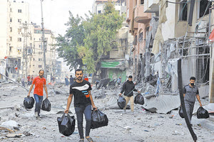 Ακόμα μια εφιαλτική νύχτα στη Γάζα
