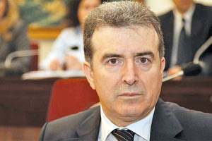 ΓΙΑΤΙ ΕΔΙΩΞΕ Ο ΧΡΥΣΟΧΟΪΔΗΣ ΤΗ ΔΙΟΙΚΗΣΗ ΤΟΥ ΒΕΝΙΖΕΛΕΙΟΥ Το χρονικό μιας προαναγγελθείσας αποπομπής