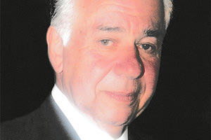 Έφυγε από τη ζωή ο Μάριος Μαρούδας