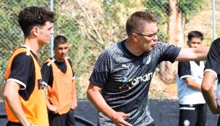 Πιο επιθετικό ποδόσφαιρο ζητά από τους παίκτες του ο Νταμπράουσκας