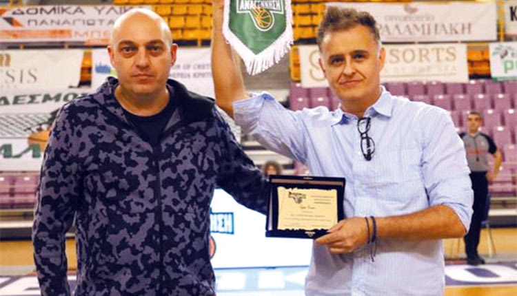 Βράβευσε Αποστολάκη η Αναγέννηση