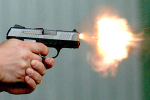 Ο δράστης αναζητείται και σύμφωνα με την ΕΛ.ΑΣ. σύντομα θα υπάρχουν εξελίξεις