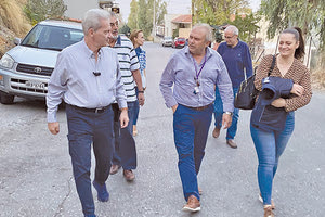 Συνεχίζει τις μετεκλογικές περιοδείες ο Καλοκαιρινός