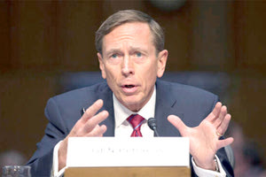 Ο πρώην διοικητής της CIA Ν. Πετρέους