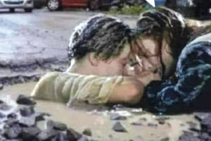 Τιτανικός στα… πλακόστρωτα