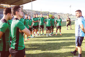 Χωρίς ιδιαίτερα προβλήματα ο Γιούχτας αντιμετωπίζει σήμερα την Καλλιθέα