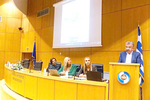 Αυγενάκης: Επίδομα μητρότητας στις αγρότισσες