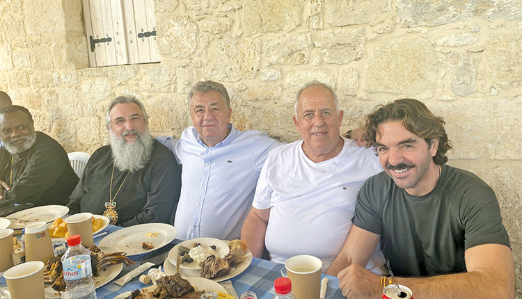 Ένα ρακοκάζανο-θεσμός!