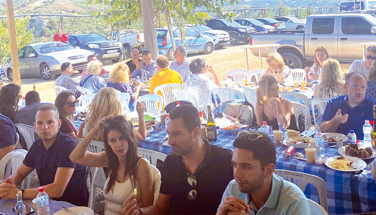 Ένα ρακοκάζανο-θεσμός!