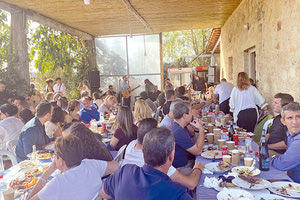 Ένα ρακοκάζανο-θεσμός!