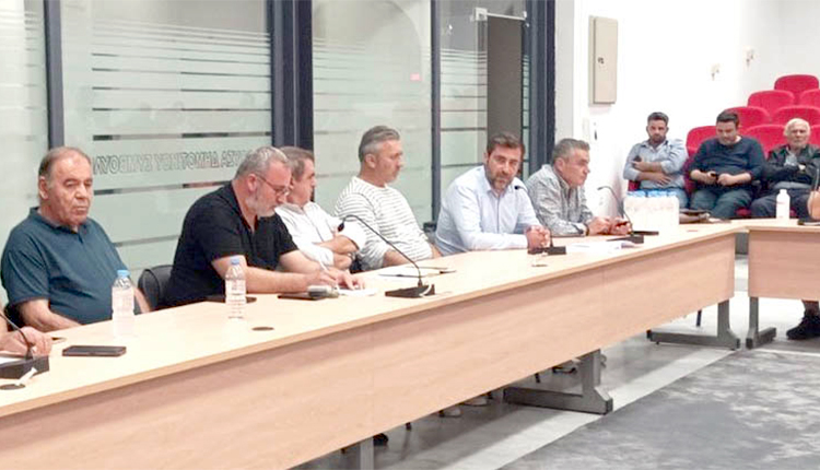 Από τη σύσκεψη στην Ιεράπετρα για το φράγμα Μπραμιανών
