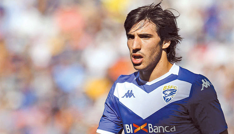 υ Σάντρο Τονάλι.