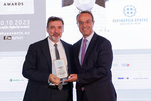 Το βραβείο απένειμε ο υπουργός Υποδομών και Μεταφορών Χρήστος Σταϊκούρας