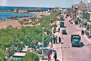 ΦΩΤΟΗΜΕΡΑΣ: Στην παραλία της Ιεράπετρας το 1970.