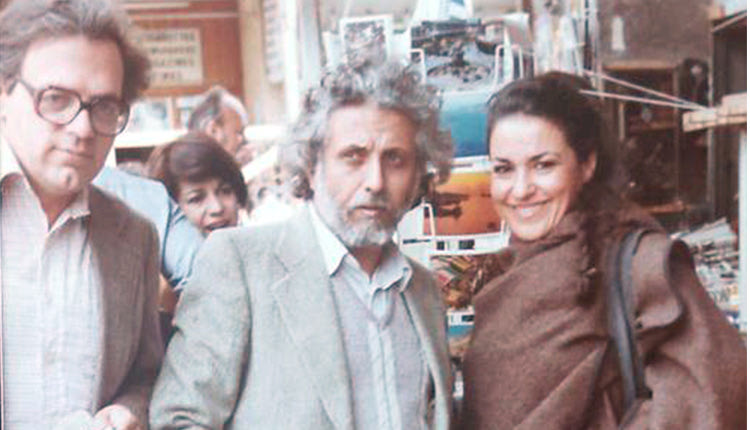 Μια ιστορική φωτογραφία από την Ουρανία Ρινακάκη: Ο έφορος της Βικελαίας κ. Ν. Γιανναδάκης, ο Γ. Γραμματικάκης και η διευθύντρια της Εθνικής Πινακοθήκης Μαρίκα Λαμπράκη - Πλάκα