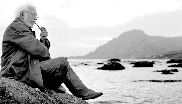 Έψαχνε πάντα το φως επισημαίνοντας ότι στο σκοτάδι της εποχής μας πρέπει να βρούμε τα φωτεινά μονοπάτια