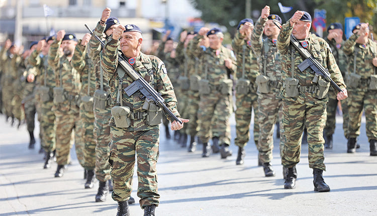 Με την στρατιωτική παρέλαση κορυφώθηκαν οι εκδηλώσεις για τον εορτασμό της 28ης Οκτωβρίου