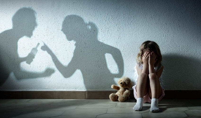 Διπλή σύλληψη σε περιστατικό ενδοοικογενειακής βίας στο Ηράκλειο