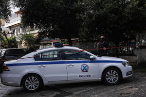 Ο δρόμος, η καραμιπνα και το νέο ενδοοικογενειακό επεισόδιο. Με χειροπέδες δύο αδέρφια που αλληλομηνύθηκαν