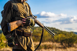 Παραλίγο τραγωδία για το κυνήγι πατέρα και γιου