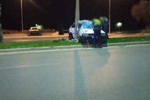 Τροχαίο στην παραλιακή: «Μάχη» 17χρονου στην ΜΕΘ