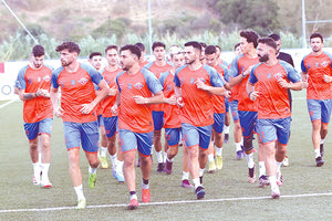 ΑΛΜΥΡΟΣ ΟΜΑΔΑ