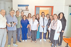 Δωρεά στο Κέντρο Υγείας Ανωγείων από την ποδοσφαιρική ομάδα Υγειονομικών «CANDIA-91» στη μνήμη του Μανόλη Ξυλούρη