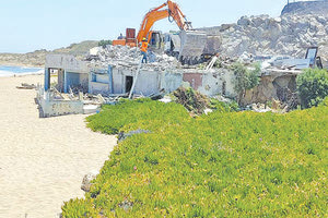 Ενεργοποιούνται τα πρωτόκολλα κατεδάφισης από την Αποκεντρωμένη Διοίκηση