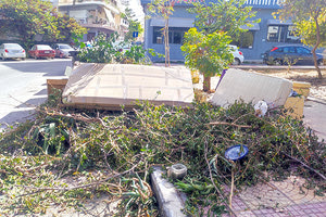 Μπορεί ο Δήμος Ηρακλείου να θεωρεί ότι ξεμπέρδεψε με το δύσκολο κεφάλαιο των ανεξέλεγκτων χωματερών αλλά η πραγματικότητα άλλα δείχνει.