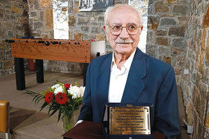 Η ΣΥΝΑΡΠΑΣΤΙΚΗ ΙΣΤΟΡΙΑ ΤΟΥ “ΜΩΥΣΗ” ΤΟΥ ΒΟΡΟΥ: Δάσκαλος, μάγος, γιατρός ή προφήτης;