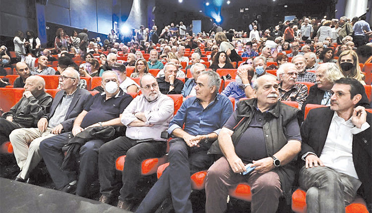 Επιβεβαιώνεται αργά αλλά σταθερά ότι δεν μπορεί να υπάρξει κοινή πλεύση «Ομπρέλας» και Στέφανου Κασσελάκη.