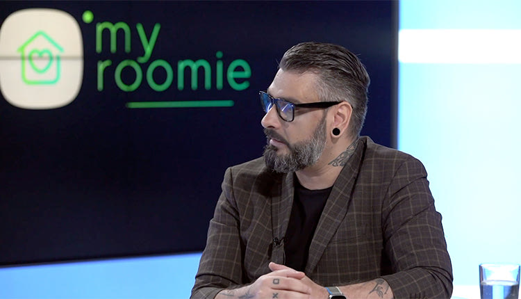 “Στην Ευρώπη η συγκατοίκηση είναι μια καθιερωμένη πρακτική λόγω του υψηλού κόστους ζωής” λέει στην “Π” ο Δομίνικος Πρίτης