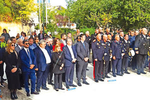 ΠΑΡΟΥΣΙΑ ΤΟΥ ΠΕΡΙΦΕΡΕΙΑΡΧΗ ΚΑΙ ΠΛΗΘΟΥΣ ΠΙΣΤΩΝ Τα Χανιά γιόρτασαν τα Εισόδια της Θεοτόκου