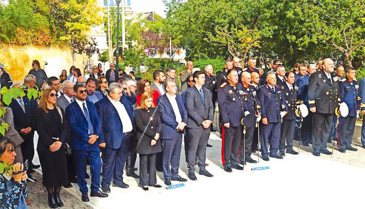 ΠΑΡΟΥΣΙΑ ΤΟΥ ΠΕΡΙΦΕΡΕΙΑΡΧΗ ΚΑΙ ΠΛΗΘΟΥΣ ΠΙΣΤΩΝ Τα Χανιά γιόρτασαν τα Εισόδια της Θεοτόκου