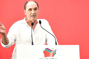 Αποχωρεί από τον ΣΥΡΙΖΑ ο κ. Σταθάκης