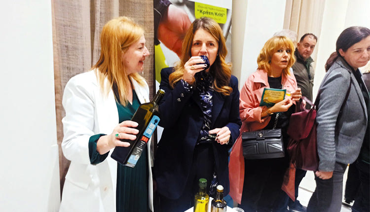  Και γευσιγνωσία ελαιολάδου περιλάμβανε η εσπερίδα