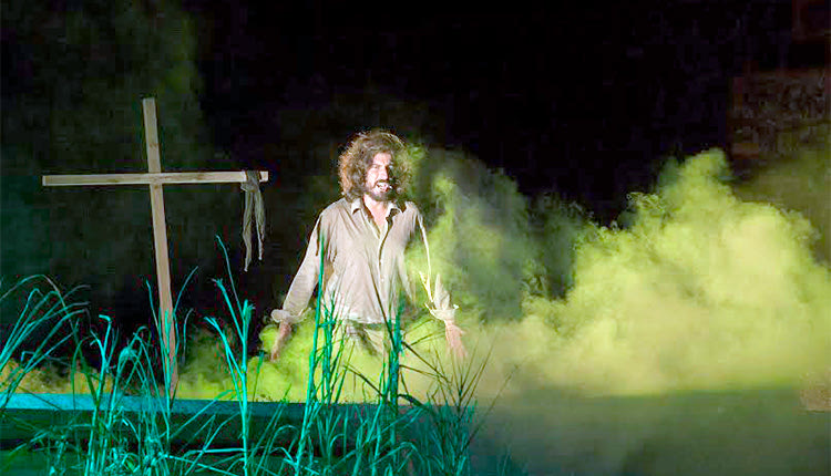 Ο ΓΝΩΣΤΟΣ ΗΡΑΚΛΕΙΩΤΗΣ ΒΑΘΥΦΩΝΟΣ ΜΙΛΑ ΓΙΑ ΟΛΑ ΣΤΗΝ “Π”
Συνδυάζεται η όπερα με τη δικηγορία; 
Ο Μάνος Χριστοφακάκης απαντά
