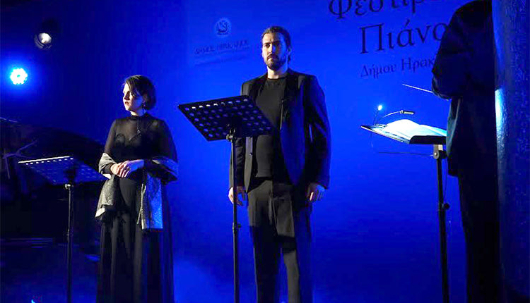 Ο ΓΝΩΣΤΟΣ ΗΡΑΚΛΕΙΩΤΗΣ ΒΑΘΥΦΩΝΟΣ ΜΙΛΑ ΓΙΑ ΟΛΑ ΣΤΗΝ “Π”
Συνδυάζεται η όπερα με τη δικηγορία; 
Ο Μάνος Χριστοφακάκης απαντά
