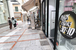 Υποτονική η κίνηση για Black Friday
