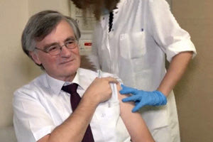 Σωτήρης Τσιόδρας: Έκανε το επικαιροποιημένο εμβόλιο