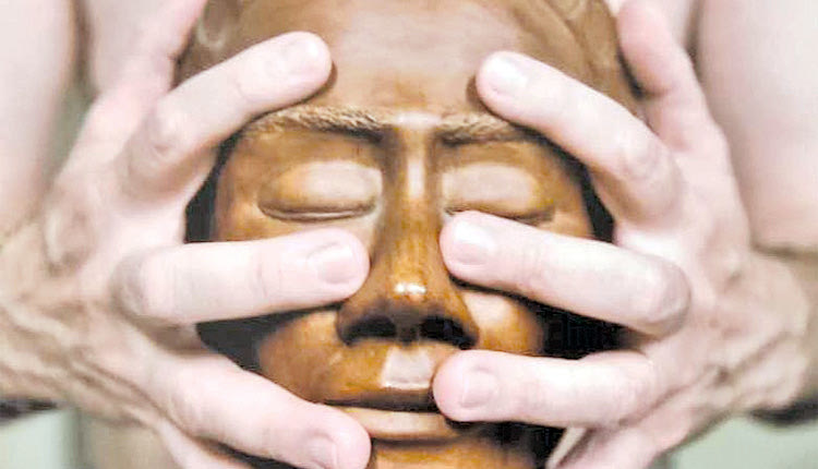 ΣΤΕΛΙΟΣ ΒΙΣΚΑΔΟΥΡΑΚΗΣ: Η βία πίσω από τις σιωπές