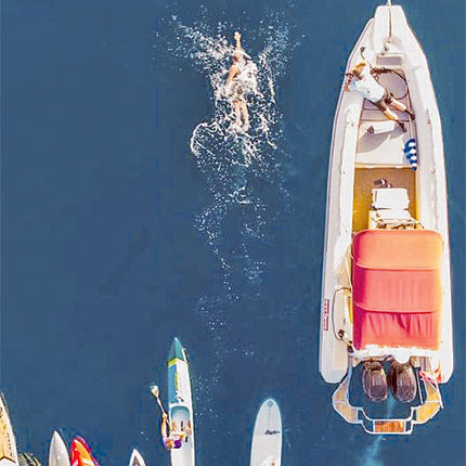 Ο Χαράλαμπος Ταϊγανίδης κολύμβησε από τη Σούδα έως τη Σητεία κάτι που δεν έχει καταφέρει ποτέ κανείς να πραγματοποιήσει