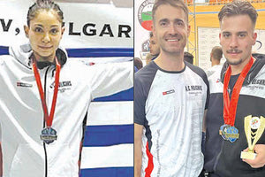 Η Μαρία Χρυσουλάκη και ο Ανδρέας Τζανίδης με τον προπονητή τους κ. Νικολαΐδη