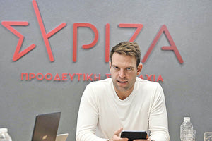 «Μόνο το 1.03 % των μελών του ΣΥΡΙΖΑ έχουν αποχωρήσει» δηλώνει ο Στέφανος Κασσελάκης.