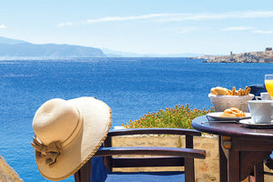 Πέρυσι έφθασαν τα 17,7 δισ. τα τουριστικά έσοδα