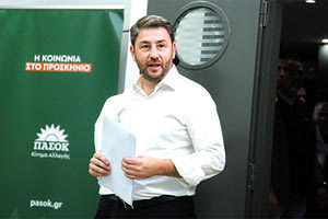 Σε Βενιζέλειο και ΚΕΘΕΑ  ο Ανδρουλάκης πριν την εκδήλωση για την Υγεία