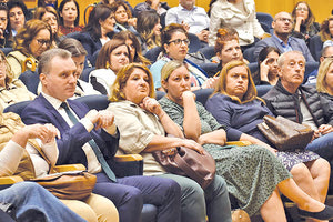 Μέχρι την Πέμπτη 30 Νοεμβρίου 2023 στις 9:00 π.μ τίθεται σε δημόσια διαβούλευση το νέο νομοσχέδιο του Υπουργείου Ψηφιακής Διακυβέρνησης για το Κτηματολόγιο αλλά και για την επιτάχυνση  των διαδικασιών μεταβίβασης ακινήτων. Και ο Δικηγορικός Σύλλογος Ηρακλείου οργάνωσε μια πολύ σημαντική και χρήσιμη επιστημονική ημερίδα για το Κτηματολόγιο.