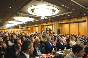 Ευφορία στην Κ.Ε. του ΠΑΣΟΚ